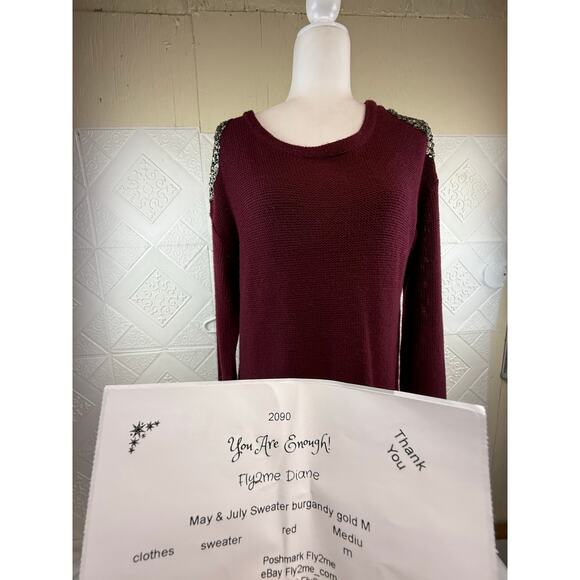 May & July Sweater Size Medium Wine red burgundy matt gold sequins on shoulders - Picture 11 of 11